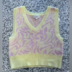 Cropped Sweater Vest